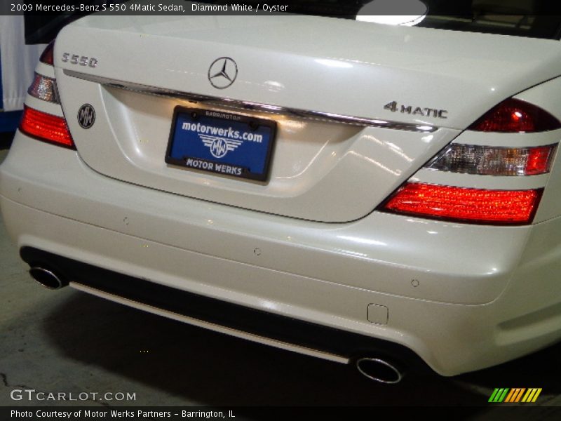 Diamond White / Oyster 2009 Mercedes-Benz S 550 4Matic Sedan