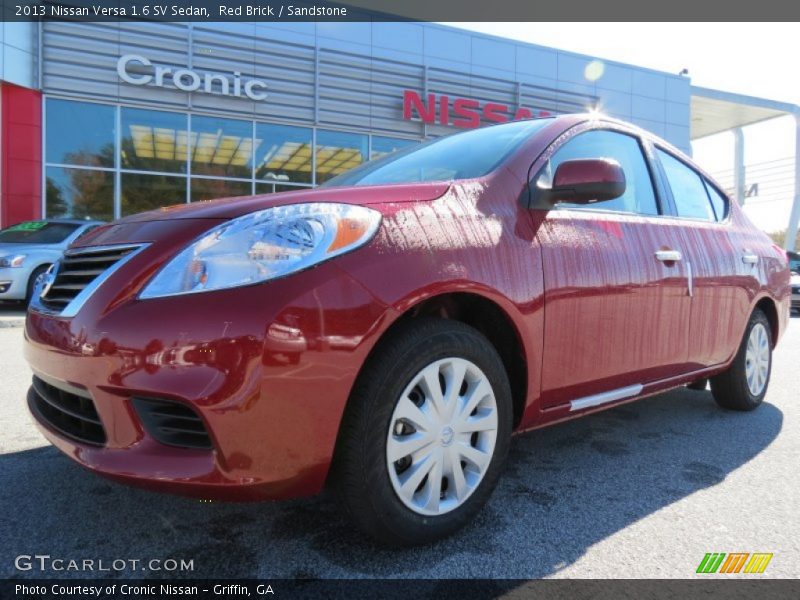 Red Brick / Sandstone 2013 Nissan Versa 1.6 SV Sedan