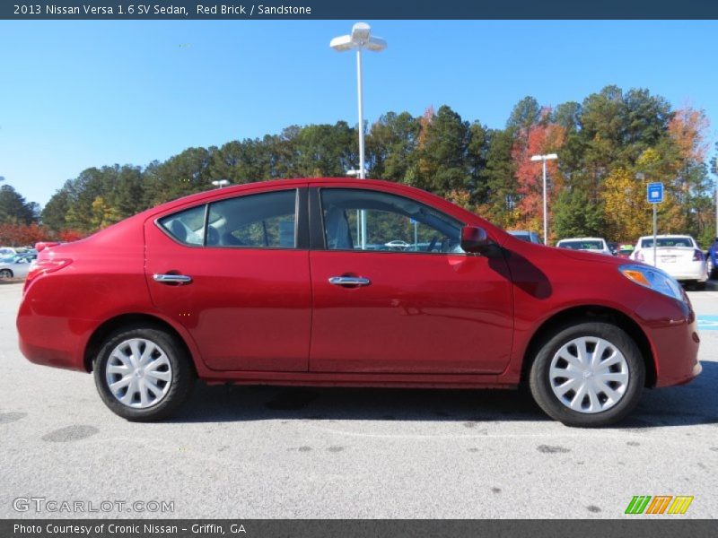 Red Brick / Sandstone 2013 Nissan Versa 1.6 SV Sedan