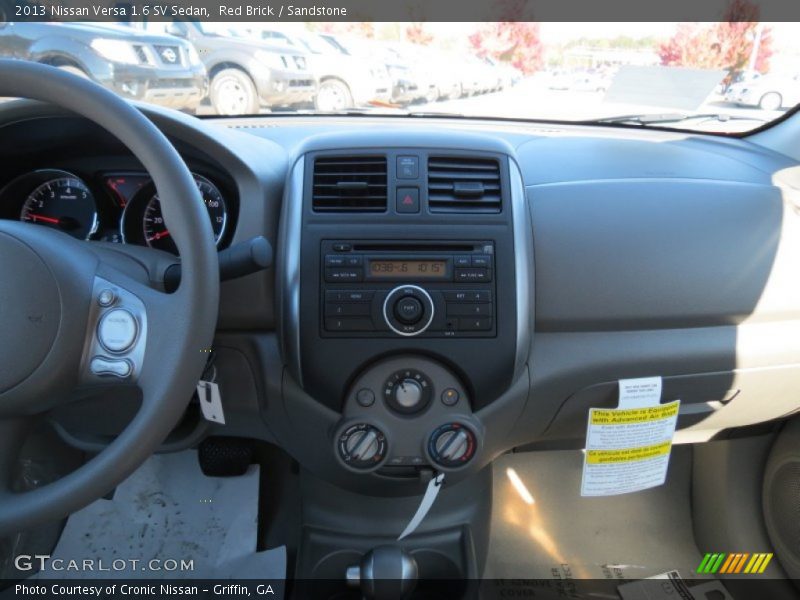 Red Brick / Sandstone 2013 Nissan Versa 1.6 SV Sedan