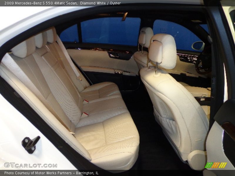 Diamond White / Oyster 2009 Mercedes-Benz S 550 4Matic Sedan