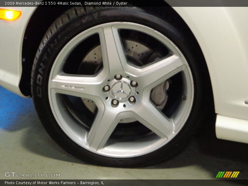 Diamond White / Oyster 2009 Mercedes-Benz S 550 4Matic Sedan