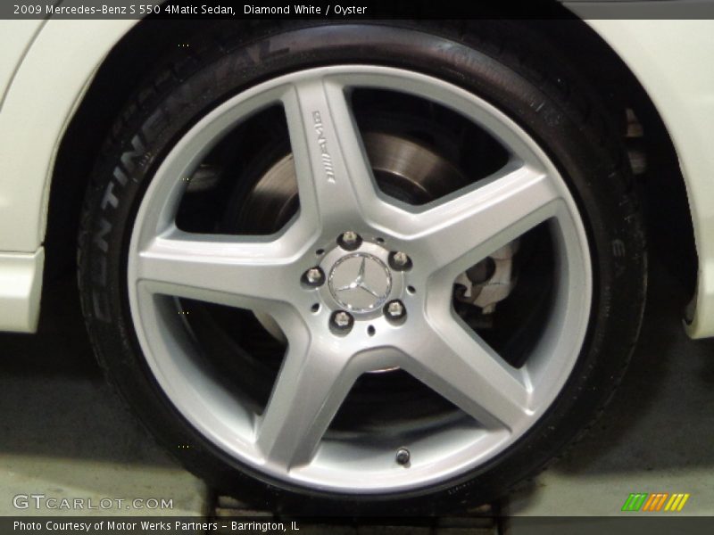 Diamond White / Oyster 2009 Mercedes-Benz S 550 4Matic Sedan