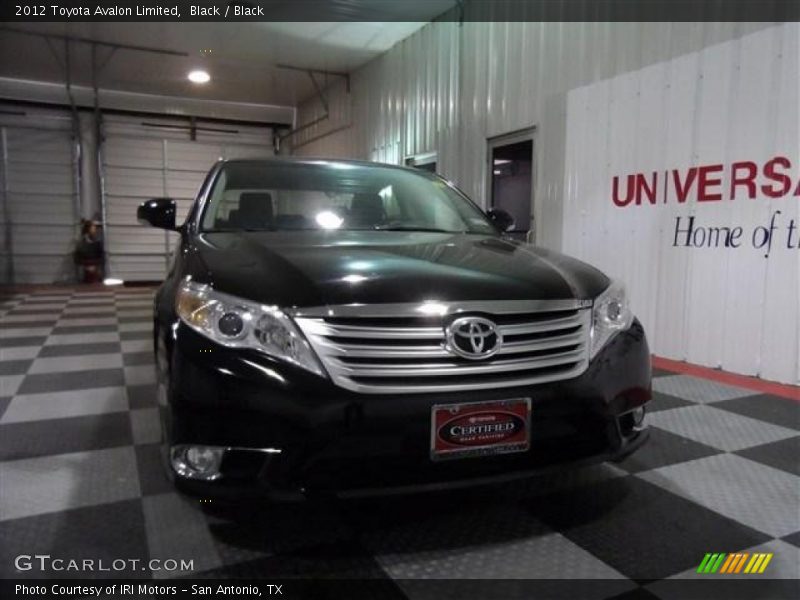 Black / Black 2012 Toyota Avalon Limited