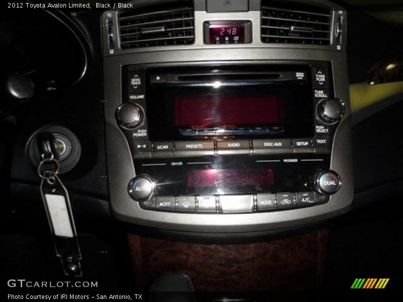 Black / Black 2012 Toyota Avalon Limited