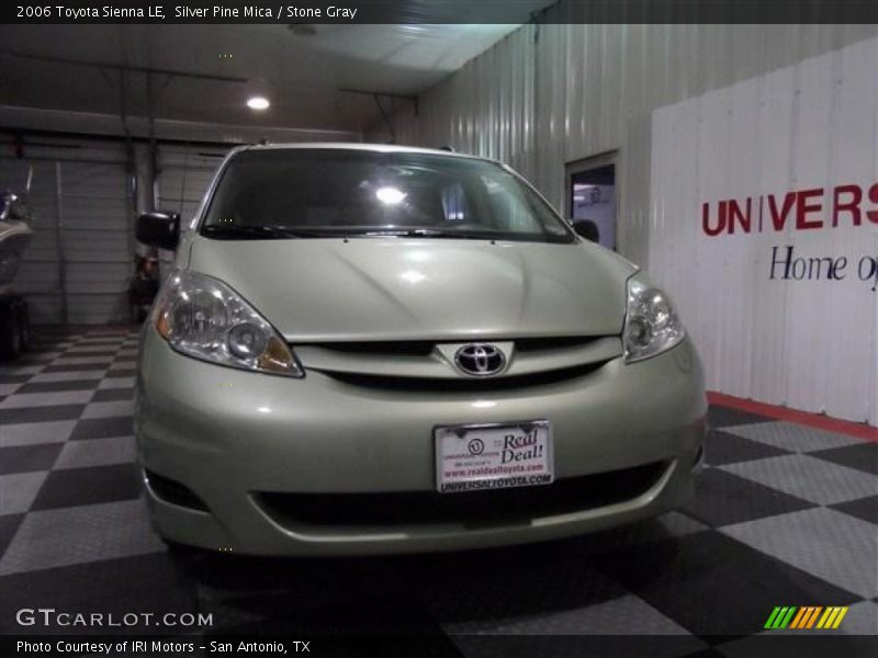 Silver Pine Mica / Stone Gray 2006 Toyota Sienna LE