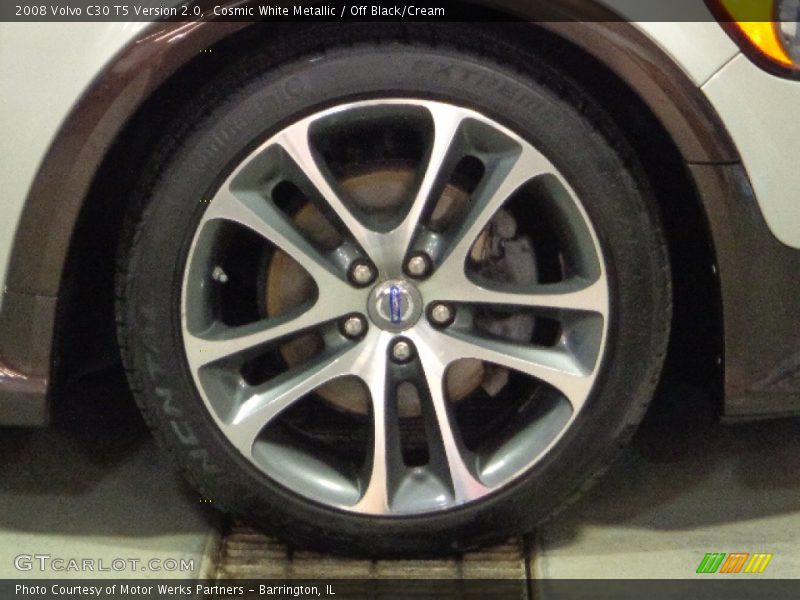 Cosmic White Metallic / Off Black/Cream 2008 Volvo C30 T5 Version 2.0