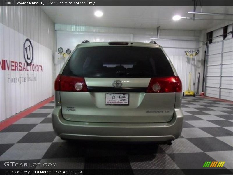 Silver Pine Mica / Stone Gray 2006 Toyota Sienna LE