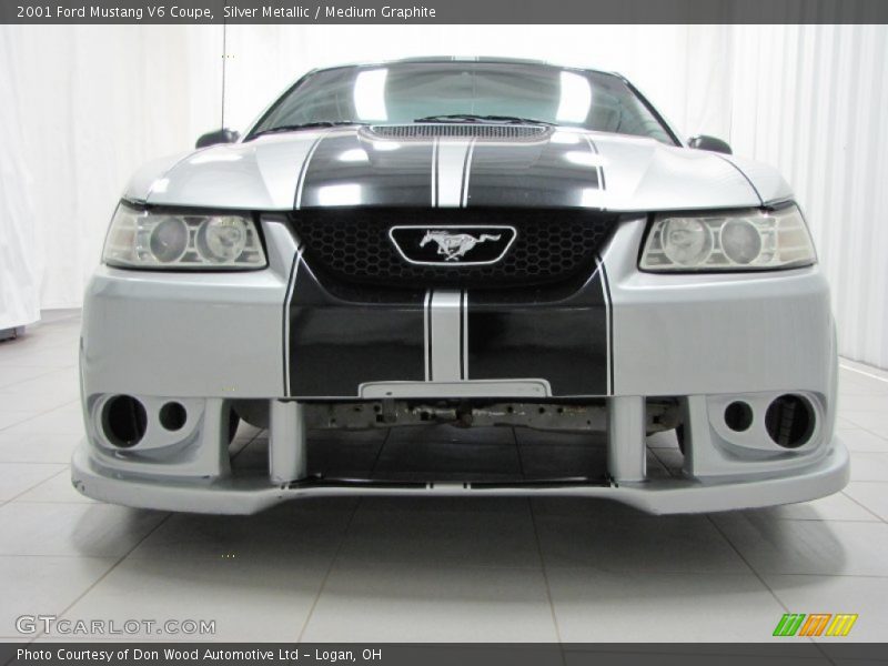 Silver Metallic / Medium Graphite 2001 Ford Mustang V6 Coupe