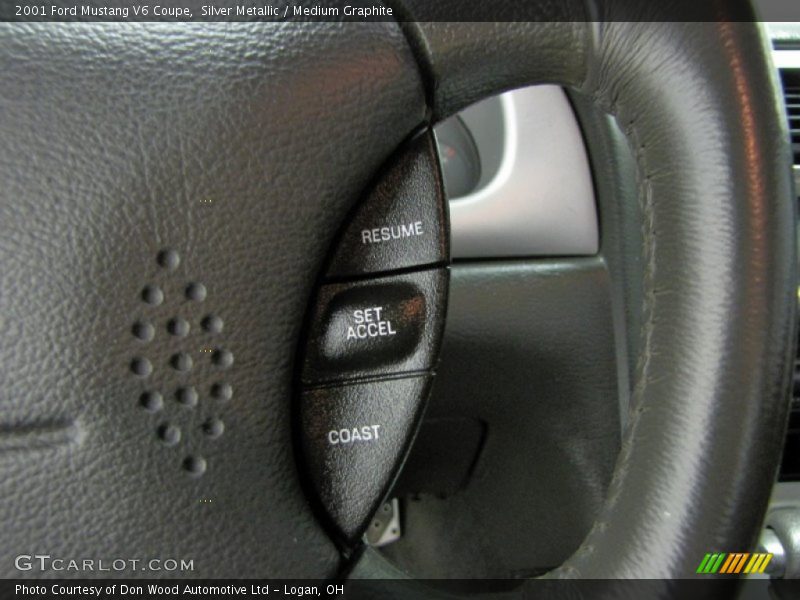 Silver Metallic / Medium Graphite 2001 Ford Mustang V6 Coupe