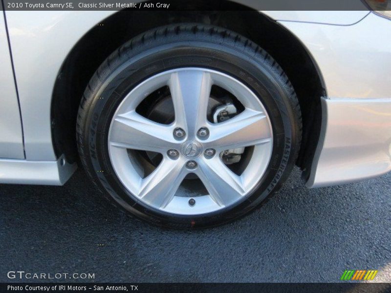 Classic Silver Metallic / Ash Gray 2010 Toyota Camry SE