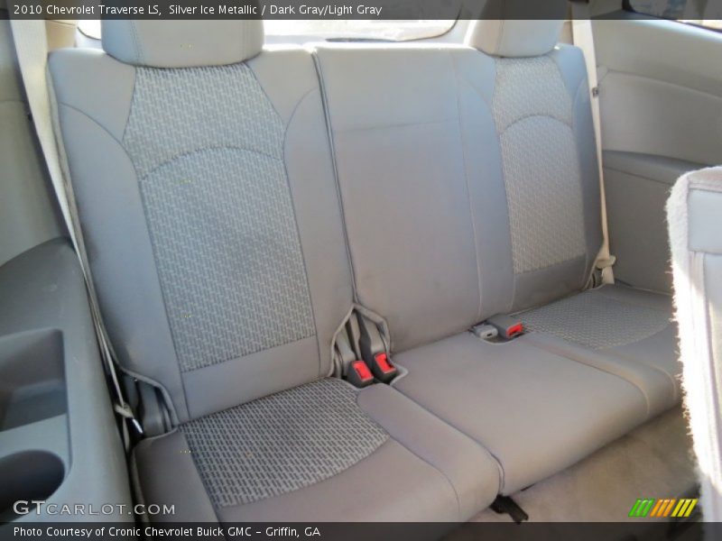 Silver Ice Metallic / Dark Gray/Light Gray 2010 Chevrolet Traverse LS