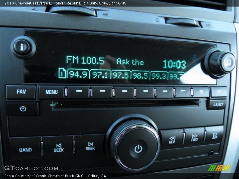 Silver Ice Metallic / Dark Gray/Light Gray 2010 Chevrolet Traverse LS