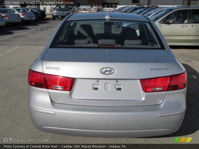 Radiant Silver / Gray 2010 Hyundai Sonata GLS