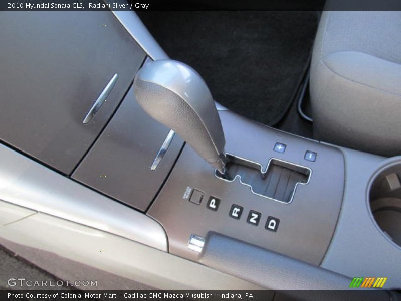 Radiant Silver / Gray 2010 Hyundai Sonata GLS
