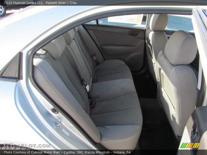 Radiant Silver / Gray 2010 Hyundai Sonata GLS