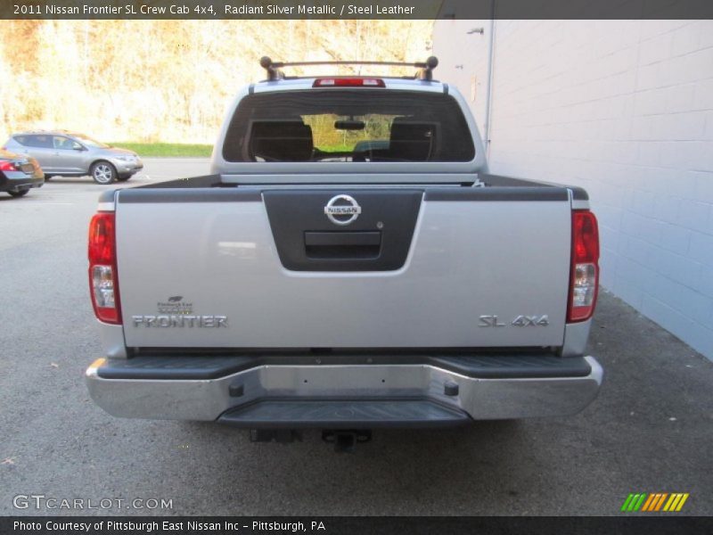 Radiant Silver Metallic / Steel Leather 2011 Nissan Frontier SL Crew Cab 4x4