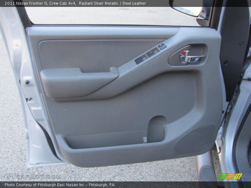 Radiant Silver Metallic / Steel Leather 2011 Nissan Frontier SL Crew Cab 4x4