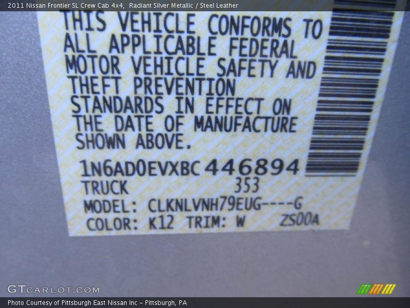 Radiant Silver Metallic / Steel Leather 2011 Nissan Frontier SL Crew Cab 4x4