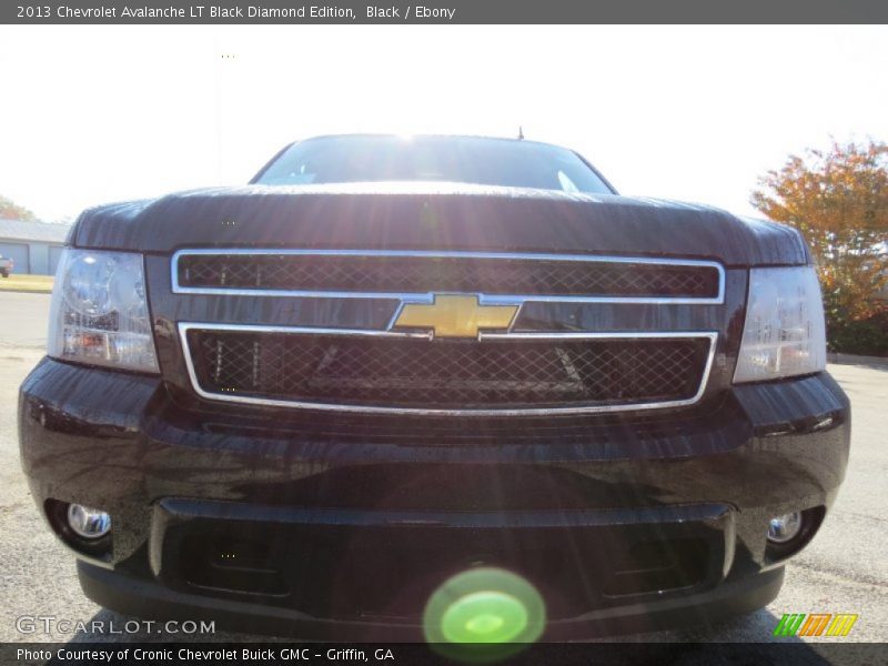 Black / Ebony 2013 Chevrolet Avalanche LT Black Diamond Edition