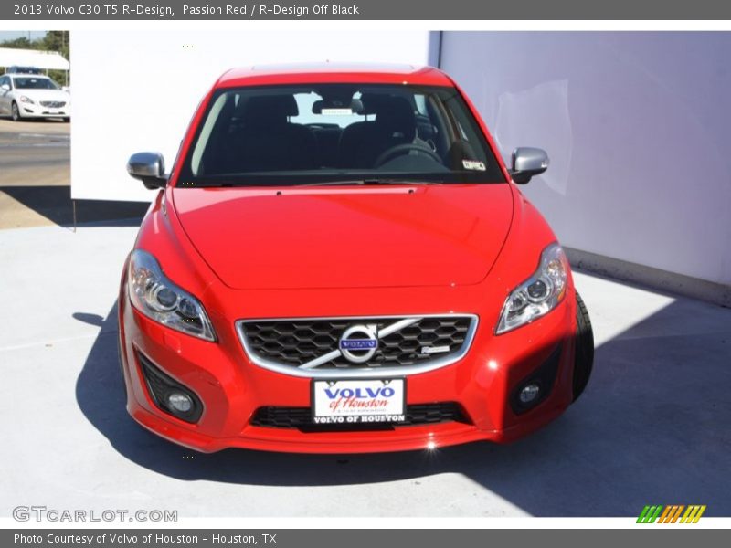 Passion Red / R-Design Off Black 2013 Volvo C30 T5 R-Design