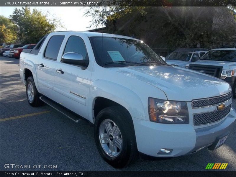 Summit White / Ebony 2008 Chevrolet Avalanche LTZ