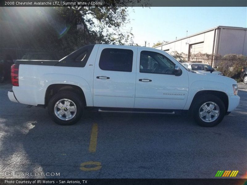 Summit White / Ebony 2008 Chevrolet Avalanche LTZ