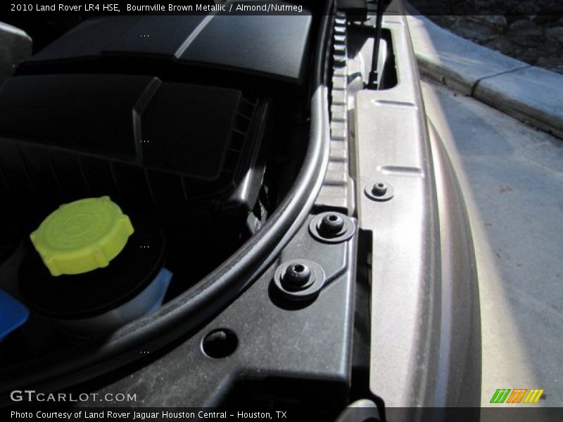 Bournville Brown Metallic / Almond/Nutmeg 2010 Land Rover LR4 HSE