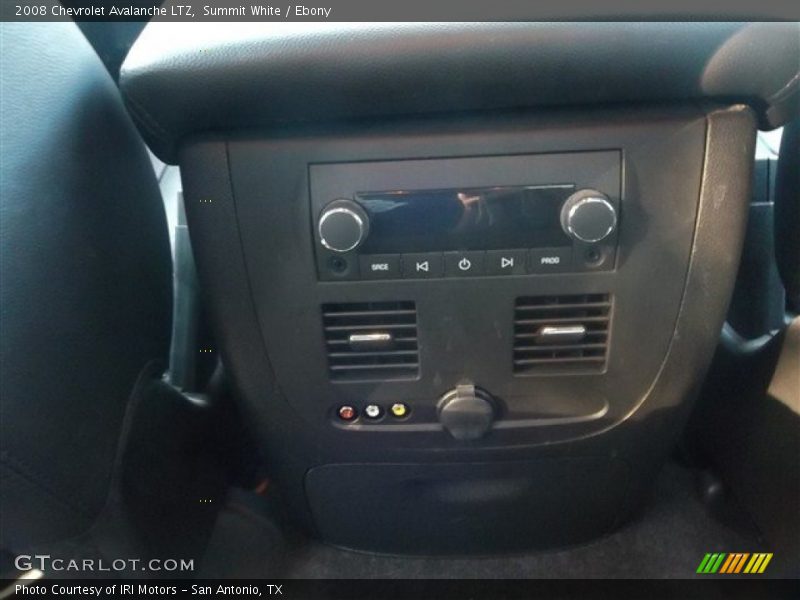 Summit White / Ebony 2008 Chevrolet Avalanche LTZ