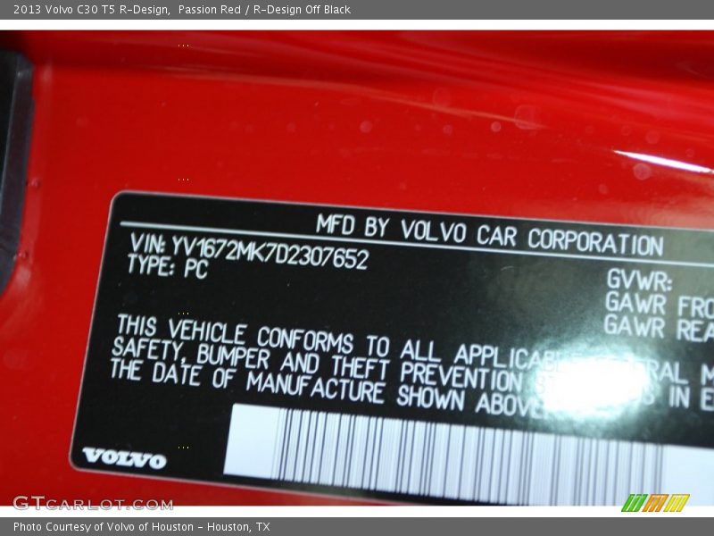 Passion Red / R-Design Off Black 2013 Volvo C30 T5 R-Design