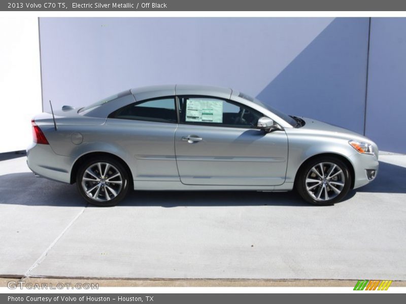 Electric Silver Metallic / Off Black 2013 Volvo C70 T5