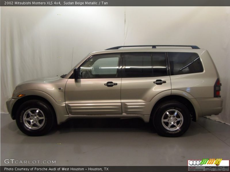 Sudan Beige Metallic / Tan 2002 Mitsubishi Montero XLS 4x4