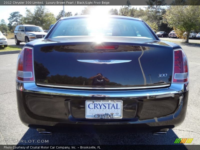 Luxury Brown Pearl / Black/Light Frost Beige 2012 Chrysler 300 Limited