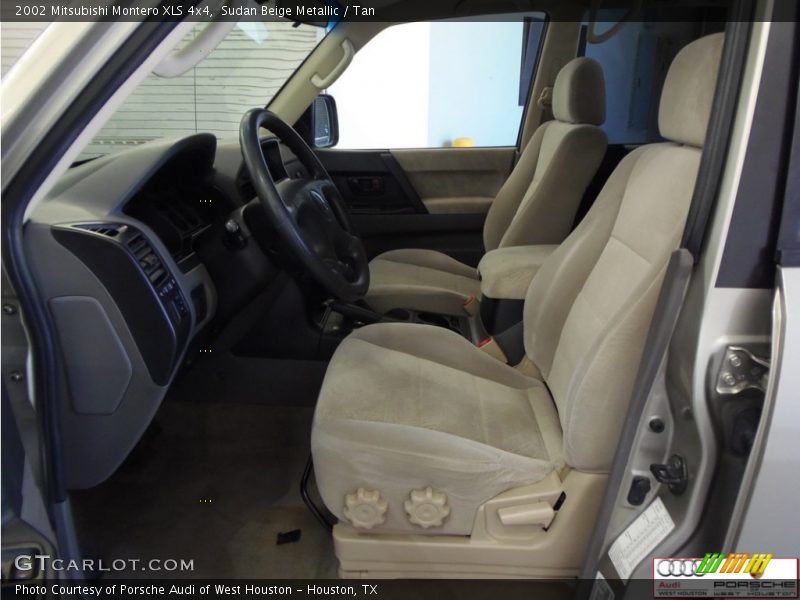 Sudan Beige Metallic / Tan 2002 Mitsubishi Montero XLS 4x4