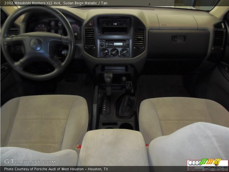 Sudan Beige Metallic / Tan 2002 Mitsubishi Montero XLS 4x4