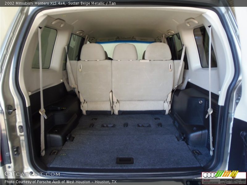 Sudan Beige Metallic / Tan 2002 Mitsubishi Montero XLS 4x4
