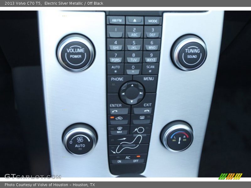Electric Silver Metallic / Off Black 2013 Volvo C70 T5