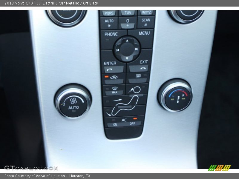 Electric Silver Metallic / Off Black 2013 Volvo C70 T5