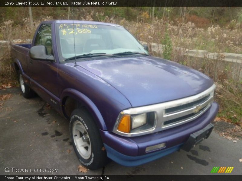 Radar Blue Metallic / Gray 1995 Chevrolet S10 LS Regular Cab