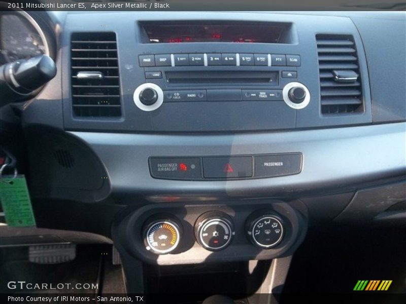Apex Silver Metallic / Black 2011 Mitsubishi Lancer ES