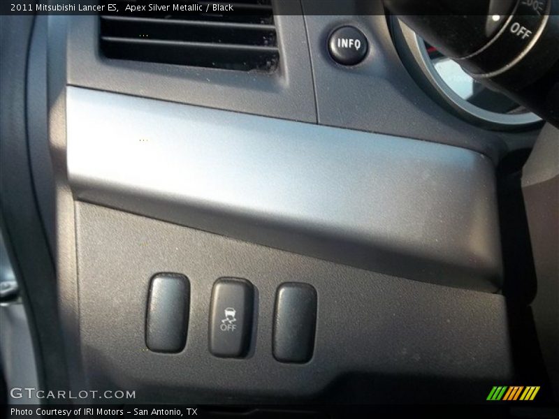 Apex Silver Metallic / Black 2011 Mitsubishi Lancer ES