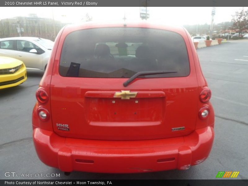Victory Red / Ebony 2010 Chevrolet HHR LS Panel