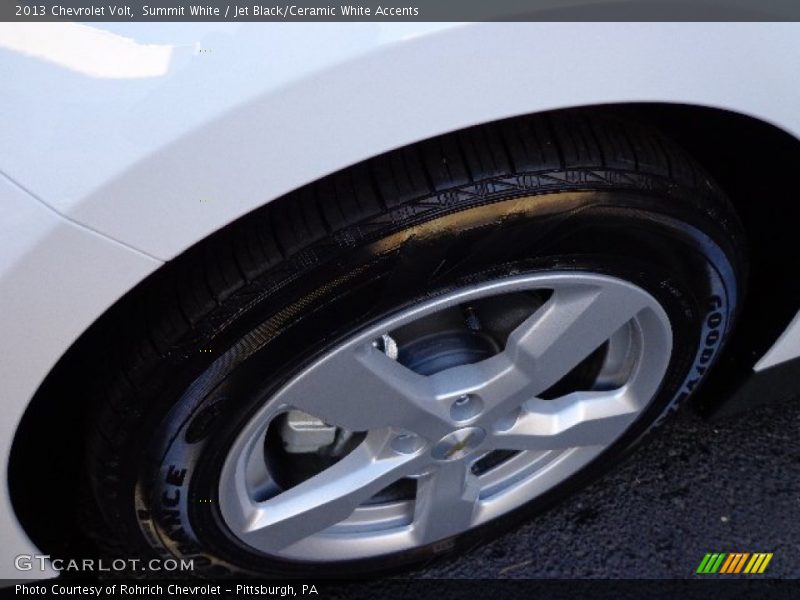 Summit White / Jet Black/Ceramic White Accents 2013 Chevrolet Volt