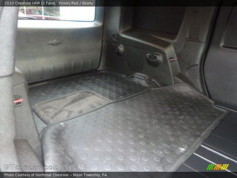 Victory Red / Ebony 2010 Chevrolet HHR LS Panel