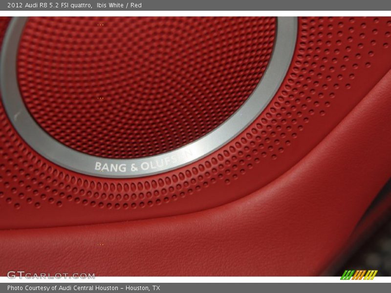 Audio System of 2012 R8 5.2 FSI quattro