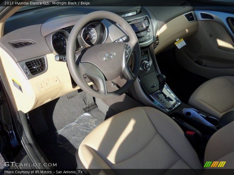 Midnight Black / Beige 2013 Hyundai Elantra GLS