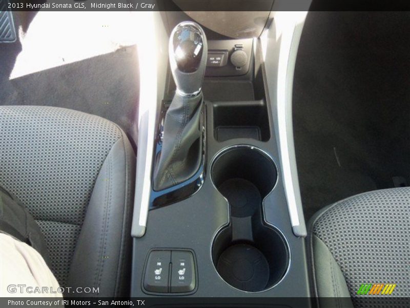 Midnight Black / Gray 2013 Hyundai Sonata GLS