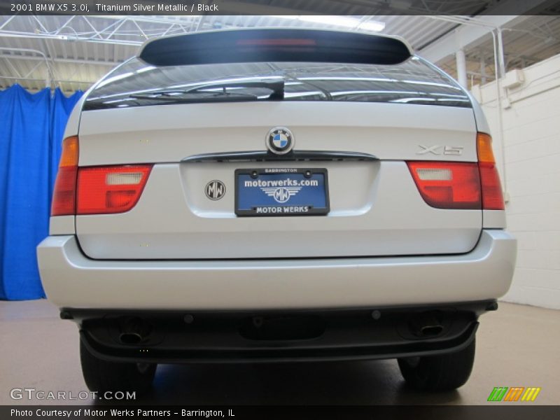 Titanium Silver Metallic / Black 2001 BMW X5 3.0i