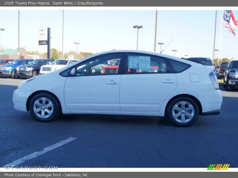 Super White / Gray/Burgundy 2005 Toyota Prius Hybrid