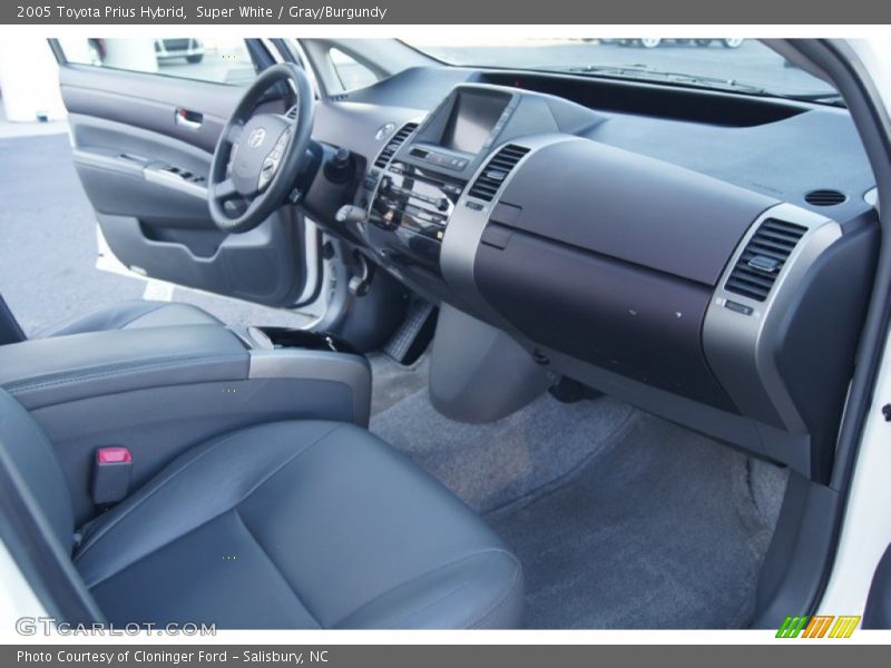 Super White / Gray/Burgundy 2005 Toyota Prius Hybrid